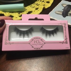 House of lashes KNOCKOUT